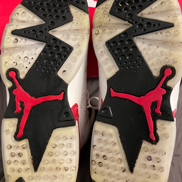 Jordan 6 (red oreo) - Picture 3 of 4